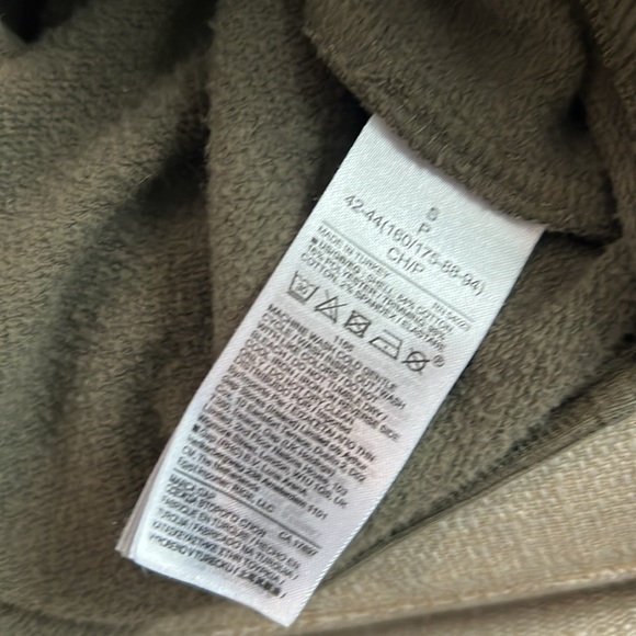 Gap maternity hooded sweatshirt in olive size small - Picture 7 of 7